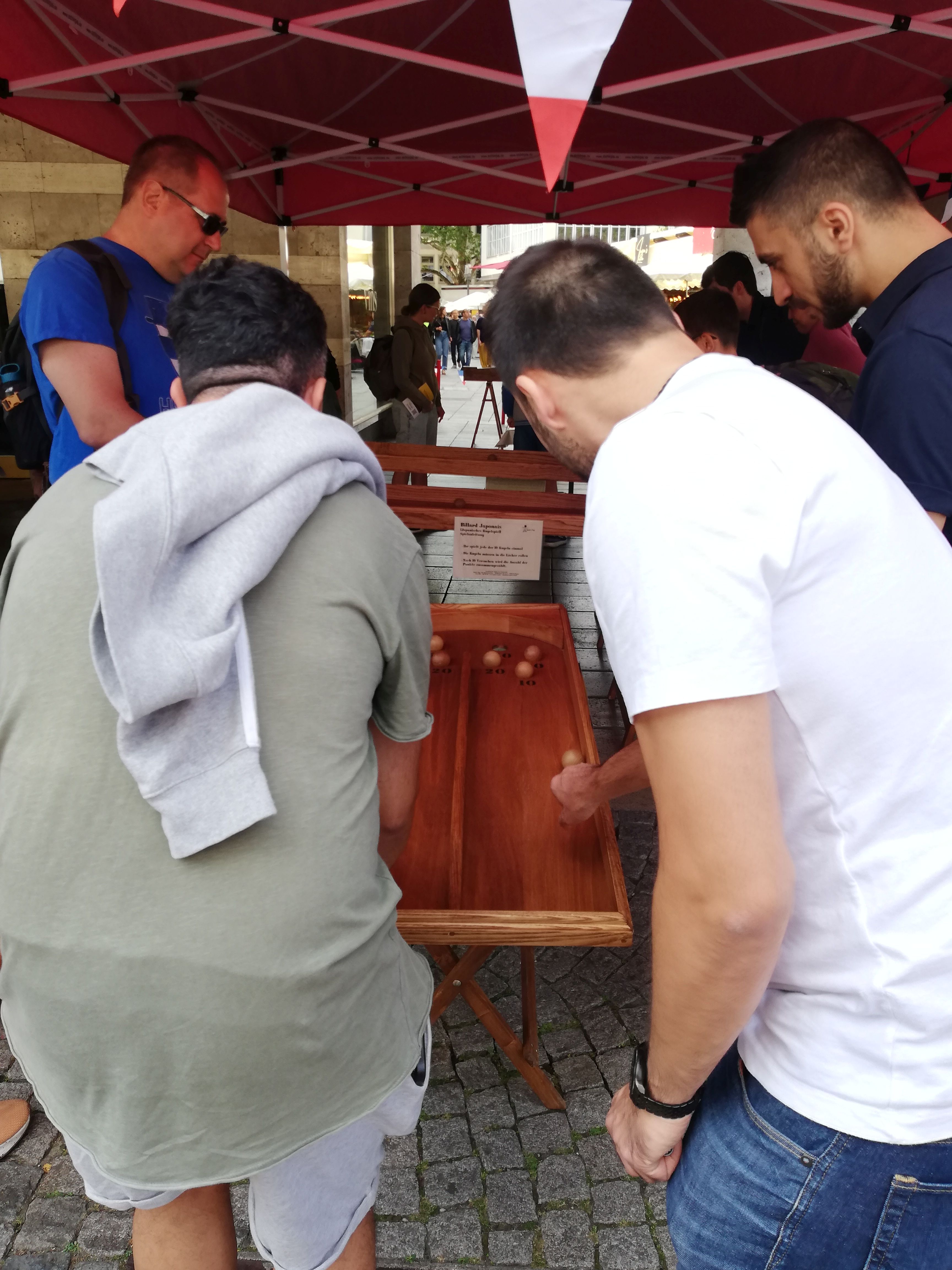 Die tradtionellen Spiele aus Frankreich beim Familientag auf dem Weindorf Stuttgart